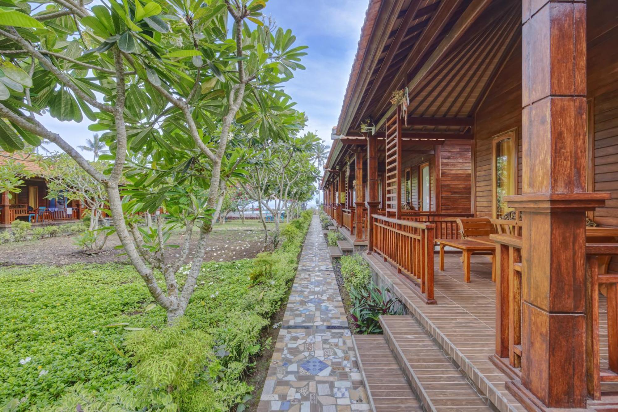 Putri Nusa Beach Ped Exterior foto